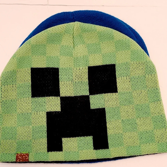 Lot of 2 boys hat Capitan America  and Minecraft - Picture 7 of 7